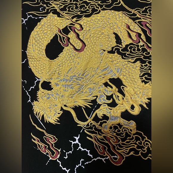 GOLDEN DRAGON Tee - Picture 2 of 5